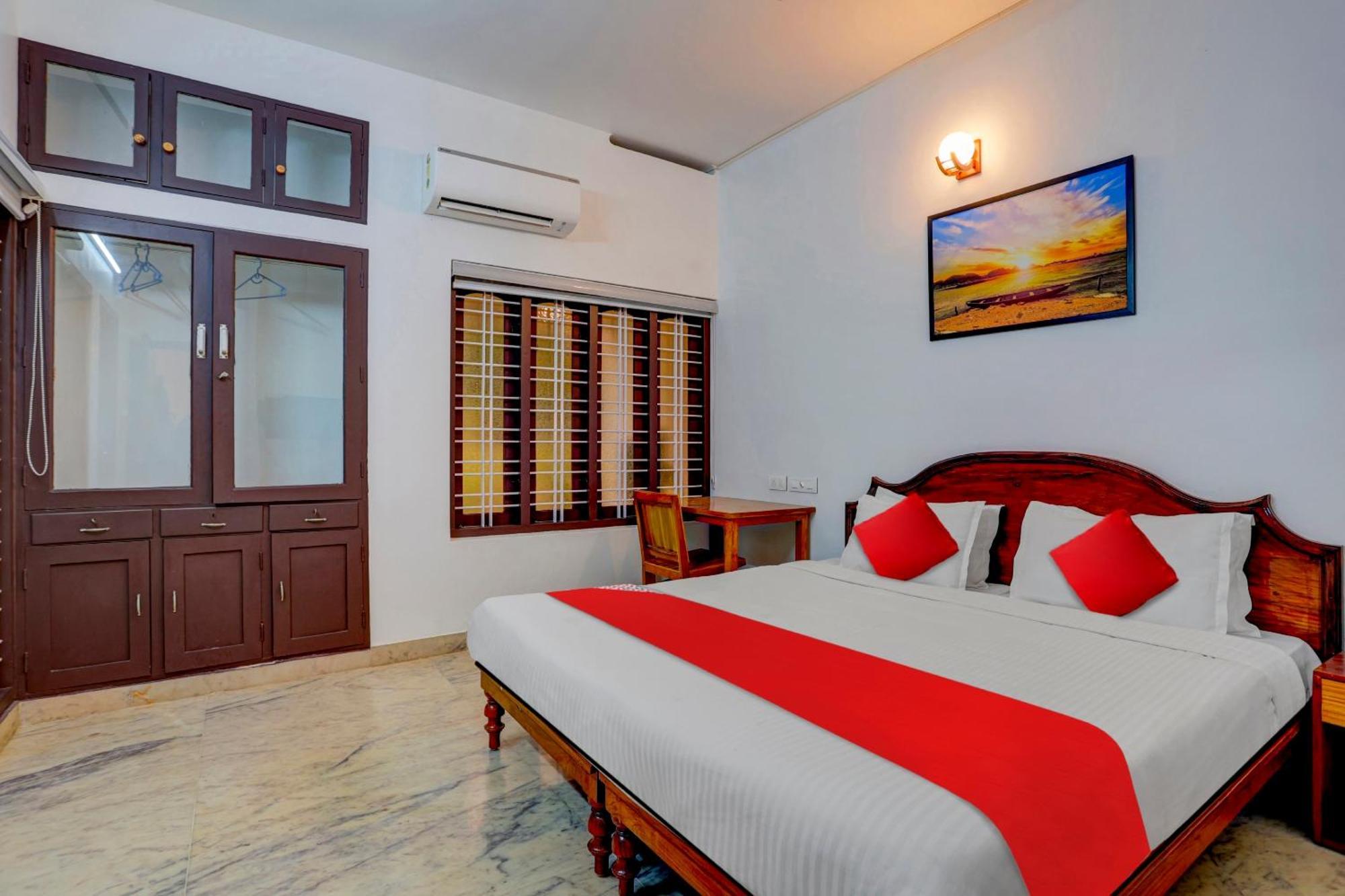 Hotel O Poptavern Heritage Kovalam Luaran gambar